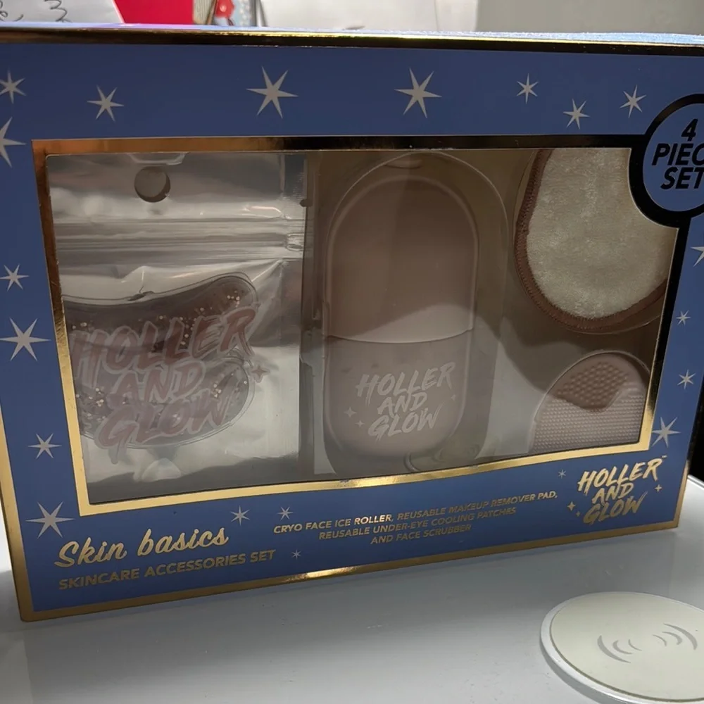Holler and Glow Skincare Accessories Set